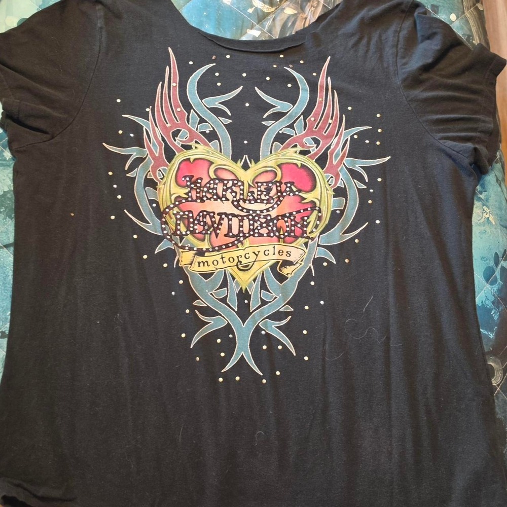 Harley Davidson Womens Black Graphic T-Shirt Heart Wings Biker Top Cut Neck